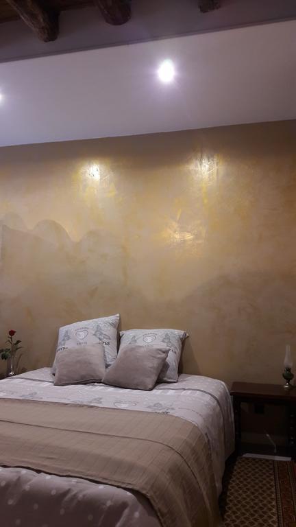 Charmante Maison Pierres 1768 Polisy 外观 照片